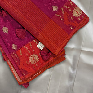 Classic Magenta Handloom Dhakai Jamdani Saree: Pure Cotton, Intricate Motifs