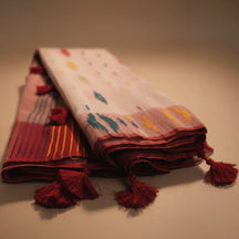 Red and White Handloom Dhakai Jamdani Saree: Classic Weave, Traditional Motifs