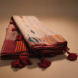 Red and White Handloom Dhakai Jamdani Saree: Classic Weave, Traditional Motifs