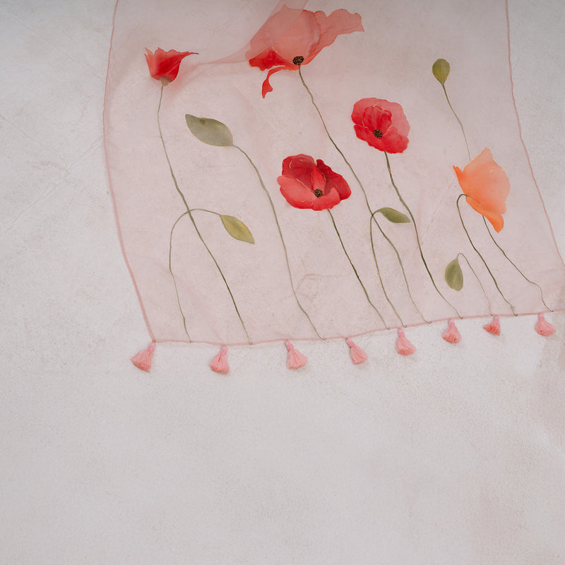 EMBROIDERED FLORAL HIGHLIGHTS