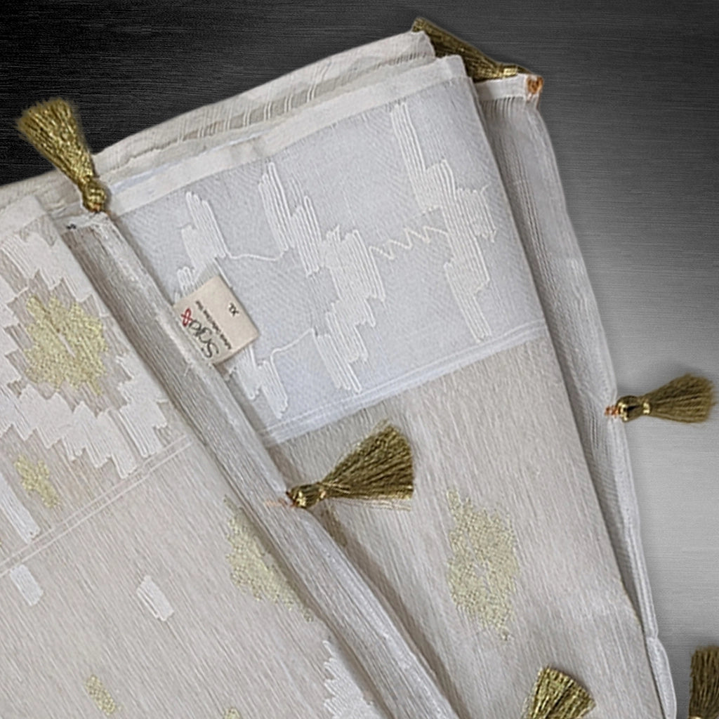 Pristine White Handloom Dhakai Jamdani Saree: Breathable Cotton, Ethnic Motifs